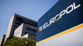 Европол арестовал трех украинцев в рамках крупнейшей в истории операции против ботнетов