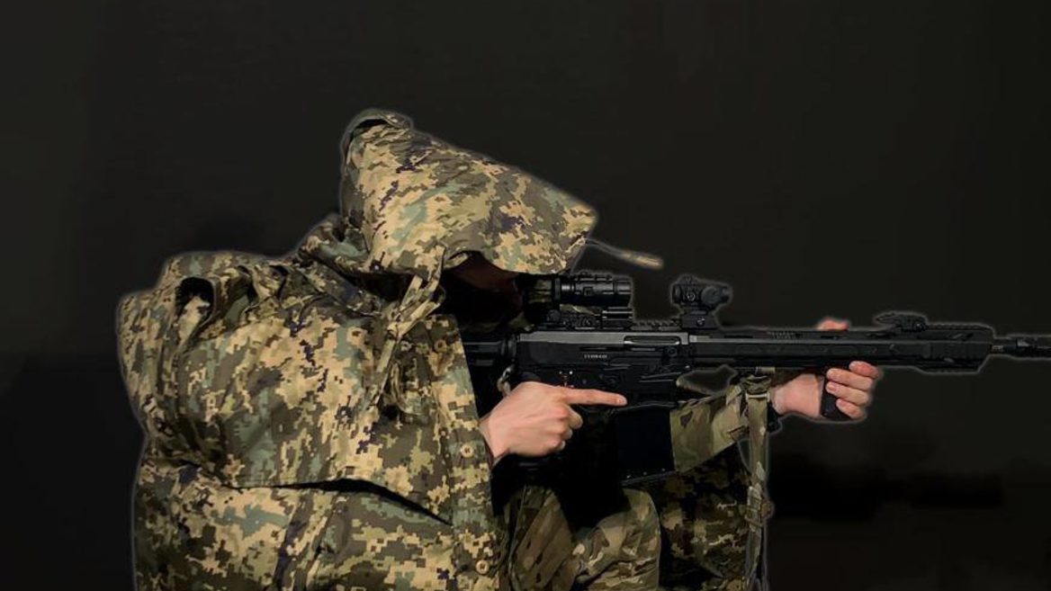 Українці створили суперзахист для Сил оборони — плащ-невидимку. Що про нього відомо