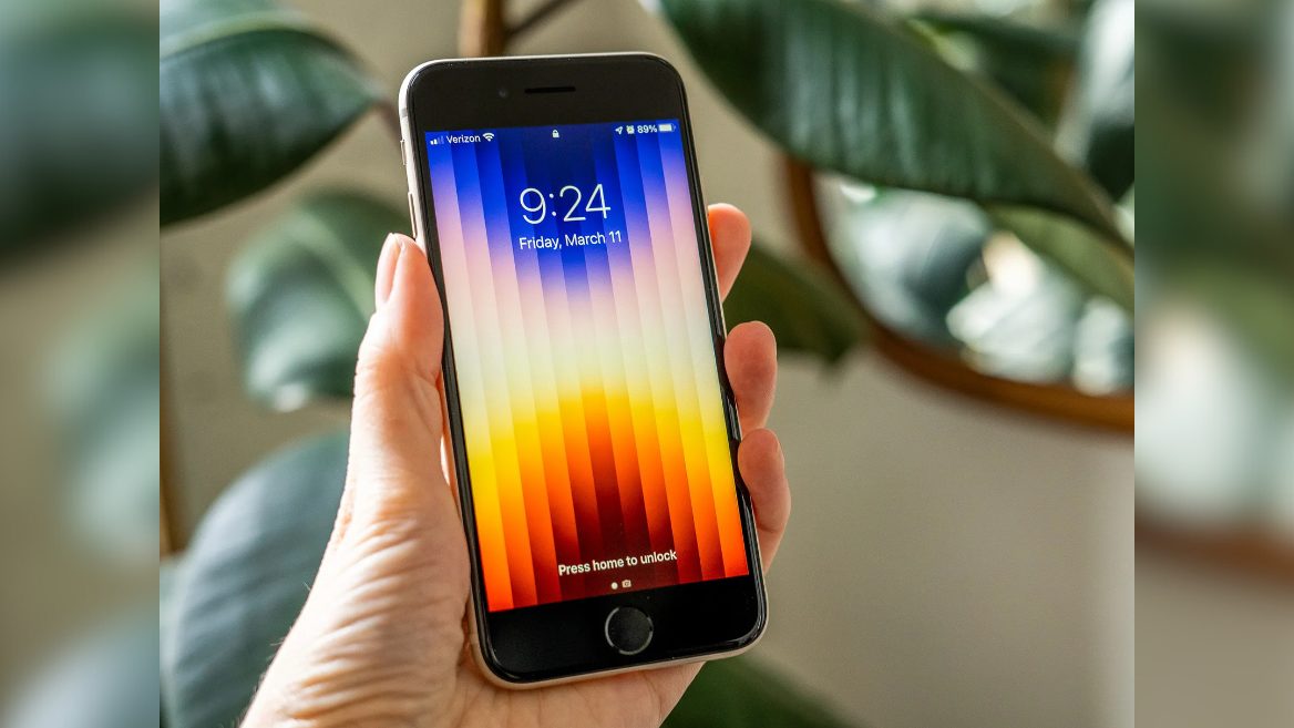 UPD. Apple повідомила точну дату випуску нового бюджетного iPhone SE 4 