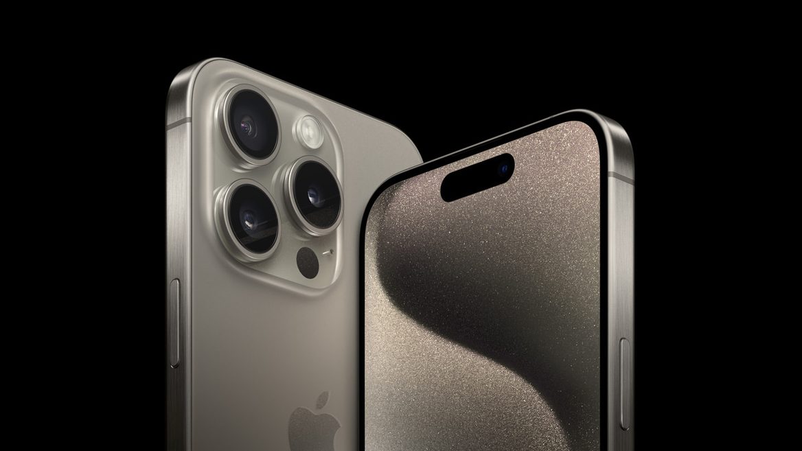 Высокий спрос на iPhone 15 Pro Max вызвал дефицит устройств