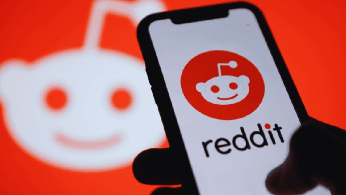 Researchers secretly generated comments on Reddit using AI to test the persuasiveness of LLM. What was the outcome of the experiment?