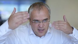 Невідомий «обчистив» вишку «Київстар» на Харківщині, залишивши на стіні адресу та ім'я «Костя К.». Що було далі?
