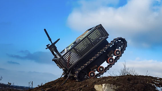 "Sabre" on tracks: ROBONEERS and BUREVII integrate "Sabre" combat modules onto the ARDAL 920 tracked IRC