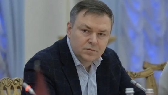 «Економічне бронювання в якомусь вигляді точно буде. Шукатимемо баланс, щоби не ділили на бідних і багатих» — голова оборонного комітету Ради Завітневич