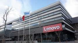 Чистая прибыль Lenovo сократилась вдвое. Падение происходит уже четвертый квартал подряд