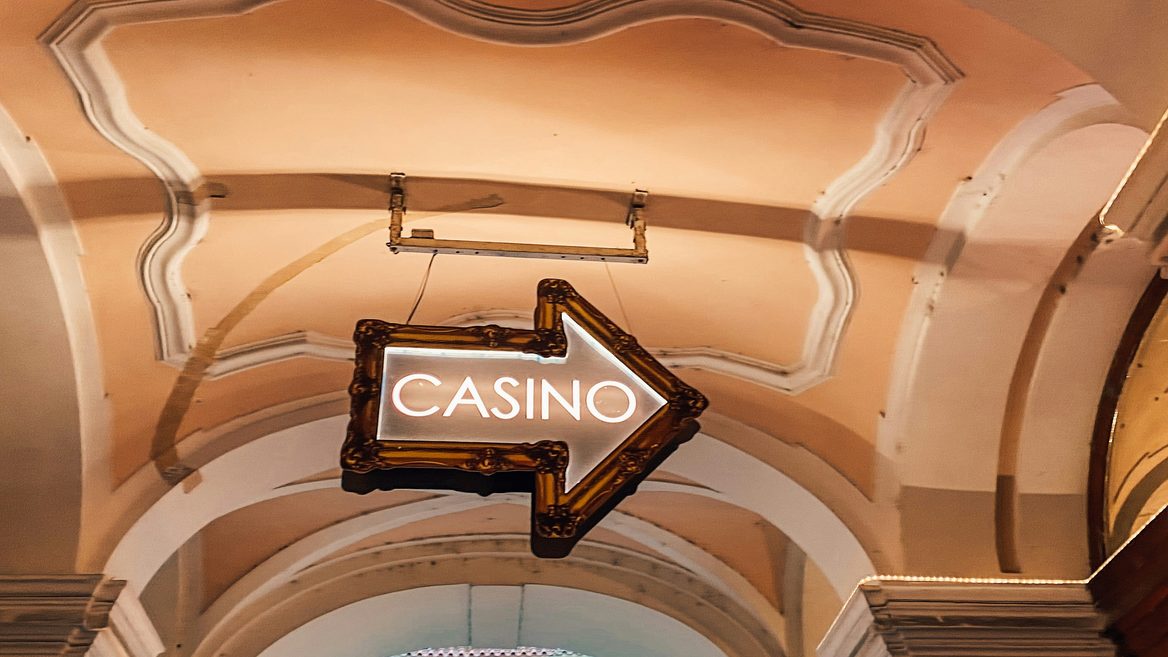 State gambling regulatory agency Playcity suspends or closes latest casino advertising violations proceedings due to lack of evidence