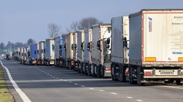 The government allowed to experiment with the electronic queue for crossing the border for another two years. What changes are promised in the near future 