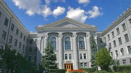 Kharkiv IT Cluster вместе с партнерами запустили проект по созданию безопасных обучающих сред. Первое укрытие обустроили на территории ХНУРЭ