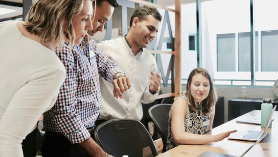 Buzzers still make money from job hopping, but experienced professionals don't. Why job hopping no longer guarantees a raise
