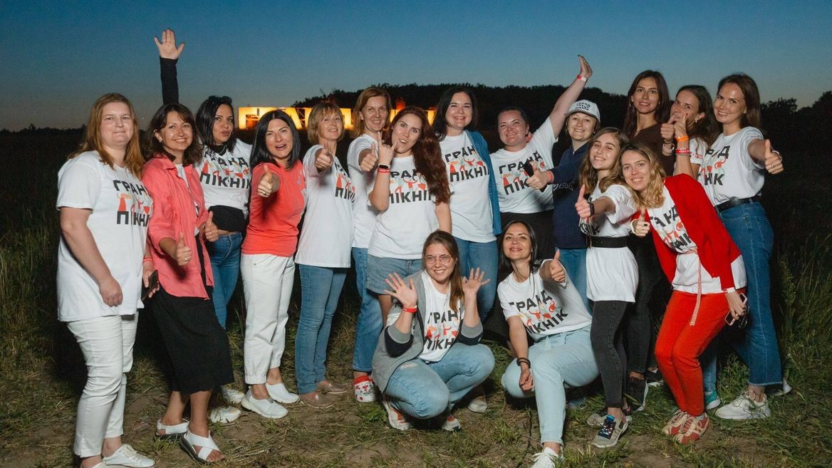UPD. «З 30 червня я не працюю в НП. І ще 25 моїх колег теж». «Нова пошта» кардинально оптимізовує штат — співзасновник компаніії пояснив кого скоротять і чому
