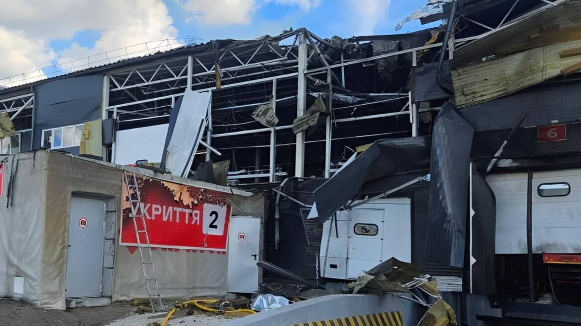 росіяни атакували сортувальний термінал «Нової пошти» на Чернігівщині