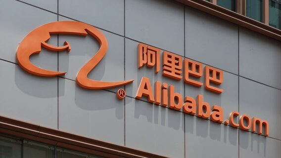 Anthropic звинуватила китайську Alibaba в масштабній крадіжці ШІ-технологій