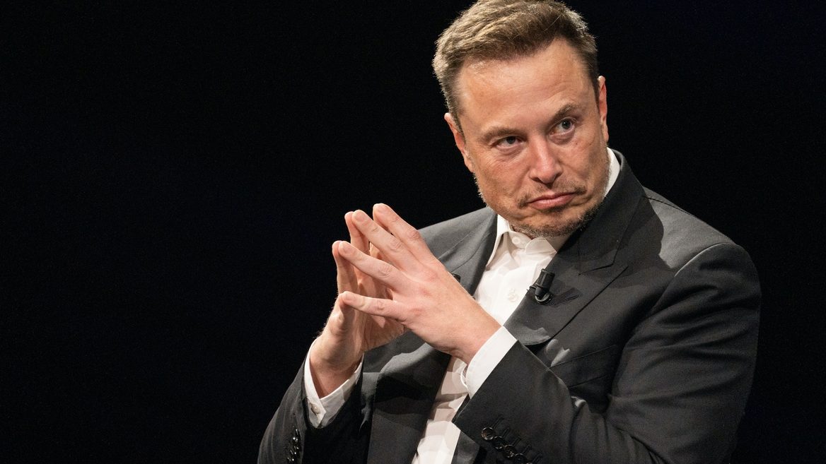 Маск хоче контролювати 25% голосів Tesla щоб зробити з компанії лідера у ШІ та робототехниці