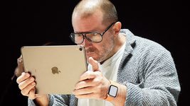 Сем Альтман працює над новим стартапом із колишнім дизайнером Apple Джоні Айвом. Вони створюють гаджет зі штучним інтелектом  