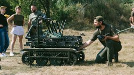 Українська компанія Kvertus представила роботизований РЕБ-всюдихід AD BERSERK