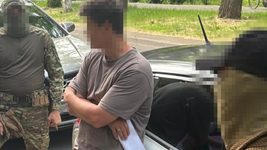 SBU detained a man from Odessa who wanted to receive secret developments of the Armed Forces in exchange for a bribe
