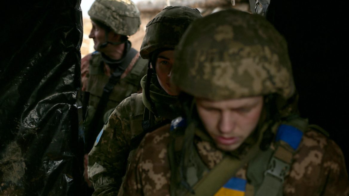 В Украине сейчас служат около 5000 айтовцев. Сколько специалистов забронировано и как изменилась ситуация за полгода