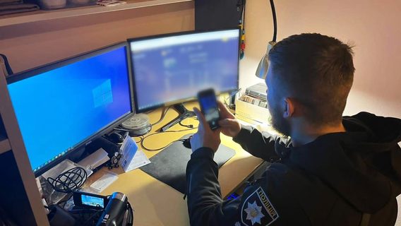 Не поділили 6 млн грн і «здали» свого спільника: злочинна група інфікувала комп'ютери українських підприємств, щоб отримати доступ до їхніх фінансів