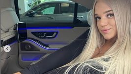 20-летняя инста-звезда Верба купила мерс за 10 000 000 грн и вызвала волну хейта со стороны подписчиков