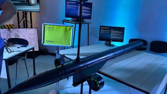 В Украине создали полуподводную дрон-торпеду «Толока», которая будет работать на расстояние до 2000 км