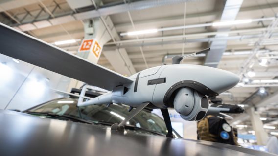 Українські олігархи замовляють дрони для війни у баварського стартапа