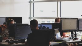 Как изменились зарплаты тестировщиков в 2023 году и где QA зарабатывают больше всего