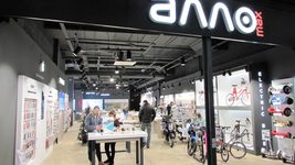 Групі компаній «Алло» довелося звільнити половину співробітників. Частина магазинів розграбована, знищена снарядами