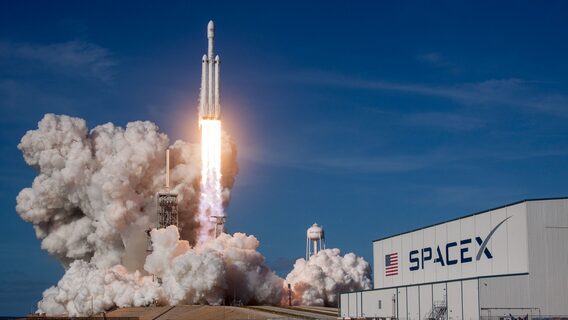 SpaceX хоче вийти на біржу з оцінкою $1,75 трлн і побити рекорд найбільшого розміщення акцій