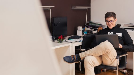 «Заплачу рекрутеру $1000 за прийнятий офер». Senior AQA Engineer пропонує гроші, або якнайшвидше знайти роботу після закінчення поточного контракту