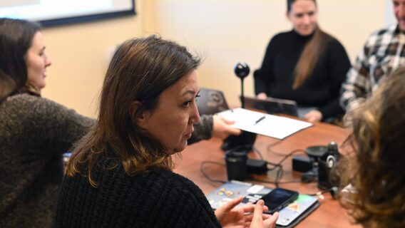Women aged 25-65 are invited to take a free AI skills improvement program. How to do it