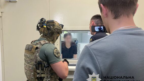 Кіберполіція викрила організатора шахрайської мережі Money 24/7: виманювали гроші під виглядом обміну крипти