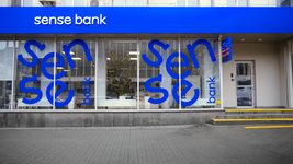  Sense Bank просят продать за номинальную сумму, эквивалентную $1, а Фридман и Авен не получат почти ничего