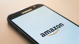 Ювелірка за $8 та диван за $20. Amazon готує до запуску конкурента Temu із наднизькими цінами