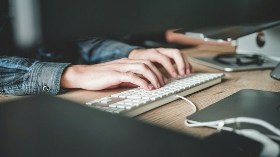 «Я забембався рахувати податки». Айтівці разом з ChatGPT написали калькулятор податків для ФОП 3 групи. Monobank обіцяє додати такий функціонал і собі