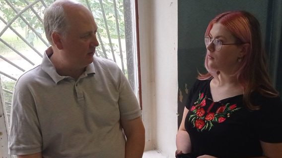 17-річна дослідниця з Києва  разом із наставником винайшла унікальний матеріал, який буде корисним для військових