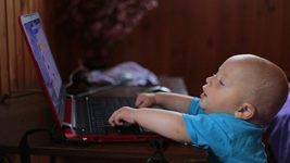 Musk wants to create an AI app for children Baby Grok