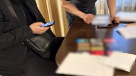 Police arrest fraudsters who reissued SIM cards