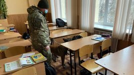 С начала года в Украине зафиксировали более 2000 фейковых минований, часть из них поступала от несовершеннолетних. Как фсб вербует украинских подростков