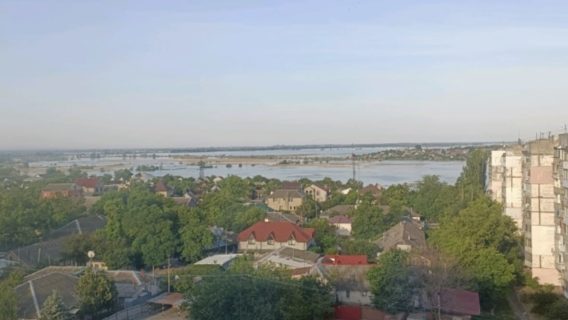 «Думали, що це ІПСО, доки не побачили, що Дніпро виходить із берегів». Розповіді айтішників, які були в Херсоні після підриву Каховської ГЕС
