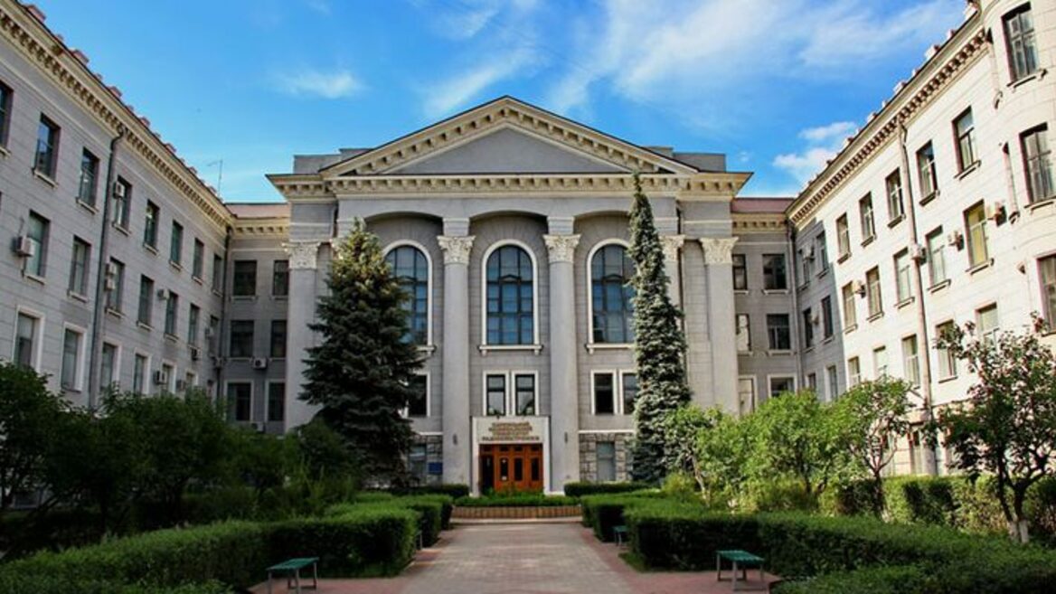 Харківські студенти посіли перше місце на міжнародному змаганні із програмування IEEEXtreme 19.0
