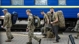 «Укрзалізниця» створила онлайн-бронювання квитків для військових. Як скористатися 