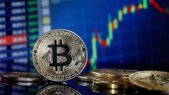 Біткоїн наблизився до золота за стабільністю: JPMorgan бачить потенціал росту до $126 000 за токен