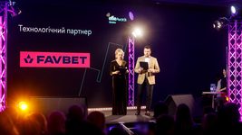 FAVBET і Всеукраїнська рекламна коаліція на Effie Awards нагородили «Укрзалізницю» спеціальною відзнакою 