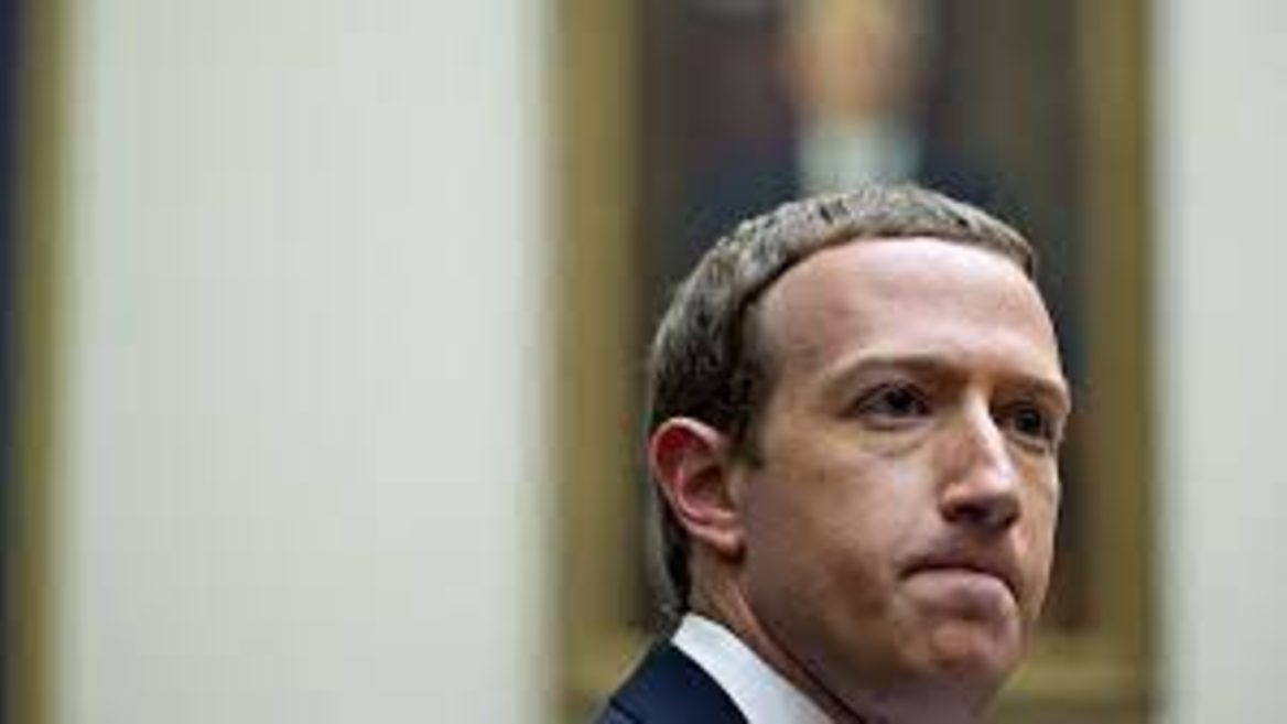 Facebook подала в суд на украинского хакера и требует запретить Александру Солонченко пользоваться соцсетью
