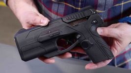 В США разработали умный пистолет с технологией распознавания лица. Где и когда можно купить