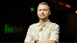 Засновник Netpeak Group опублікував ряд нових вакансій в компанії. За кожну рекомендацію обіцяє грошову винагороду в доларах 