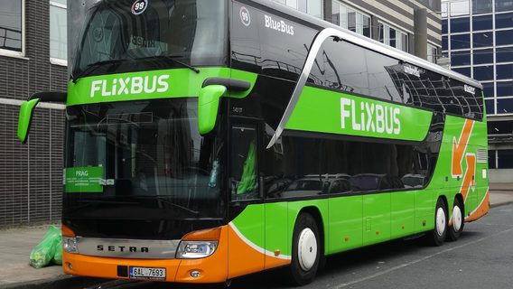 FlixBus возвращает рейсы из Черновцов и Коломыи в Польшу: как купить билеты