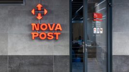 З травня «Нова пошта» доставила за кордон 12 280 відправлень. Ось, до яких країн пересилали найчастіше 