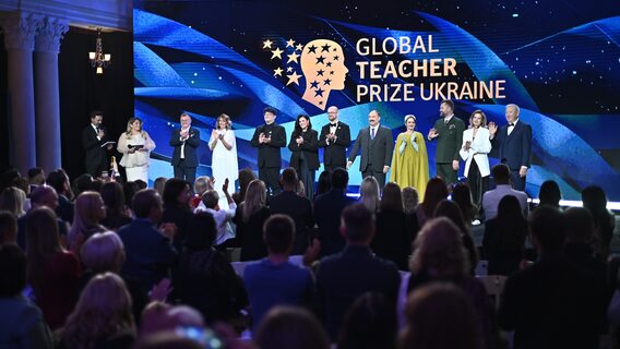 Global Teacher Prize Ukraine та SoftServe відзначили педагога у номінації «Вчитель математики» 2025 року

