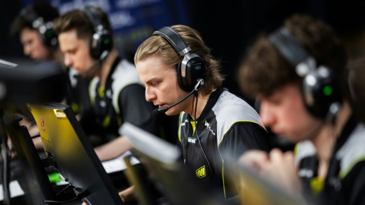 NAVI пройшли в півфінал турніру IEM Katowice 2025 здолавши на шляху росіян із Team Spirit